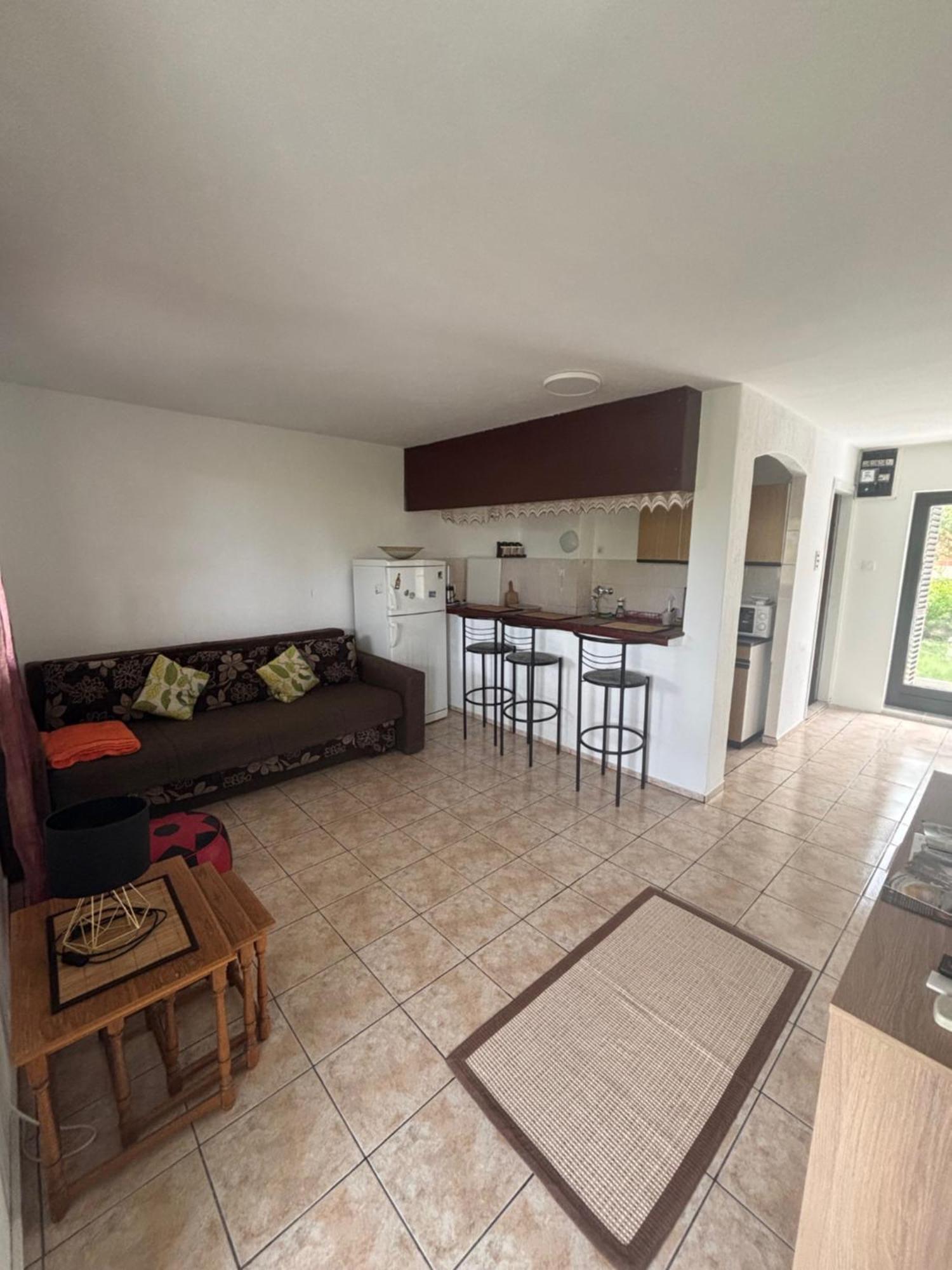 Villa Alexa Cesarica Exterior foto